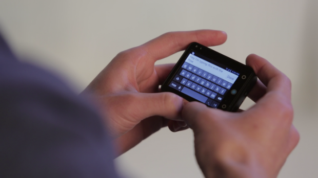 tippen-auf-der-pine-smartwatch
